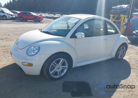2005 Volkswagen New Beetle Gls 1.8T from USA, damaged, VIN 3VWCD31C55M411102